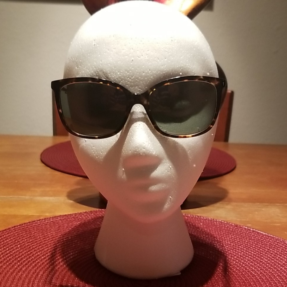 Kate Spade Polarized tortoise sunglasses and case.